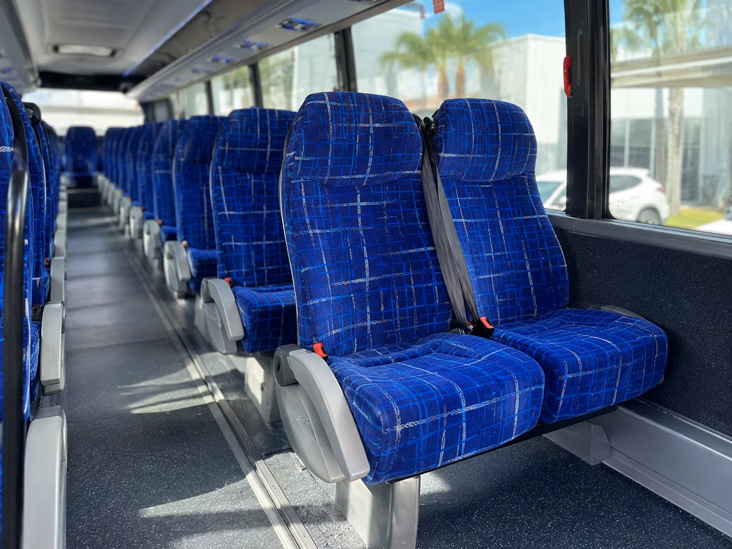 ceremony to reception transportation that keeps your wedding day on schedule