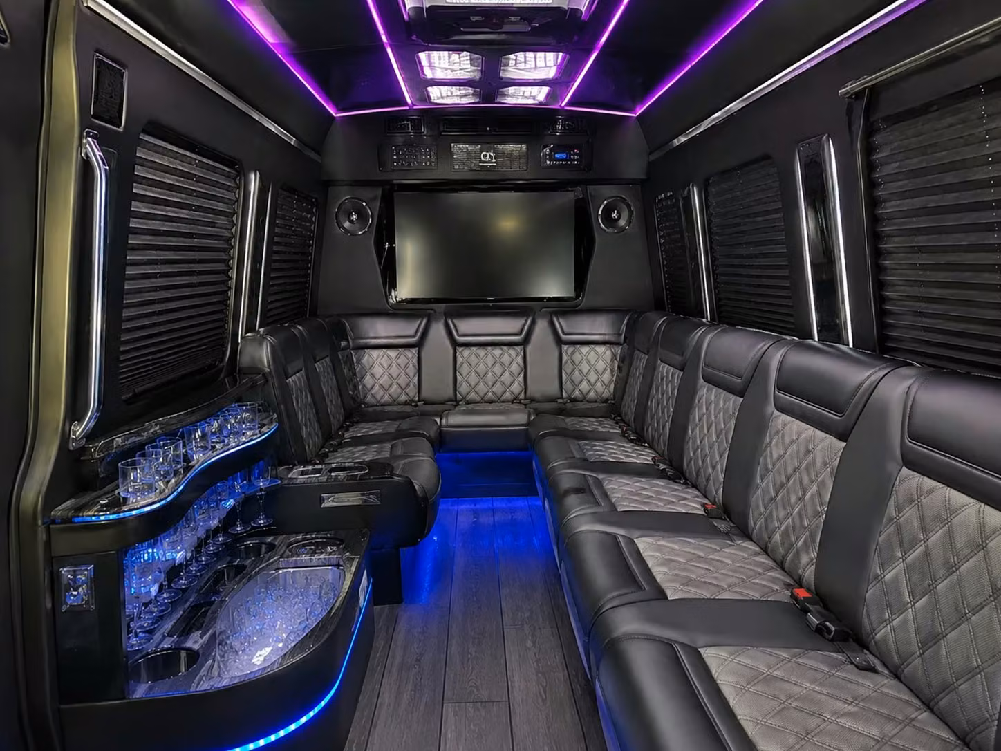 charterbusrentalsugarlandtx com makes it possible to coordinate multi stop prom pickups across sugar land