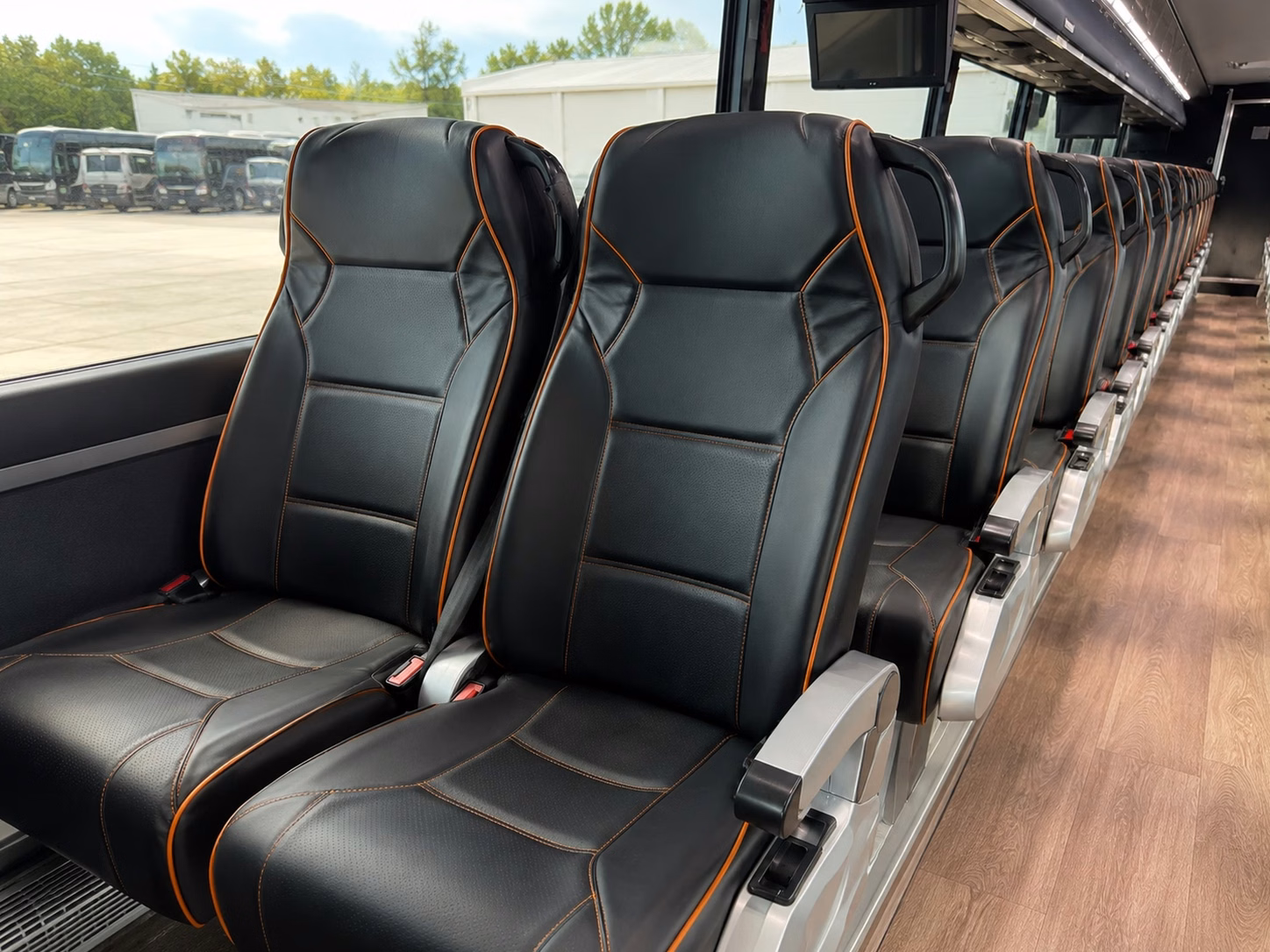fan group shuttles to houston s professional sports venues from sugar land
